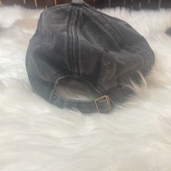 -057 NWOT UNISEX CASUAL SMILEY FACE BASEBALL CAP! 🧢 - Picture 2 of 3